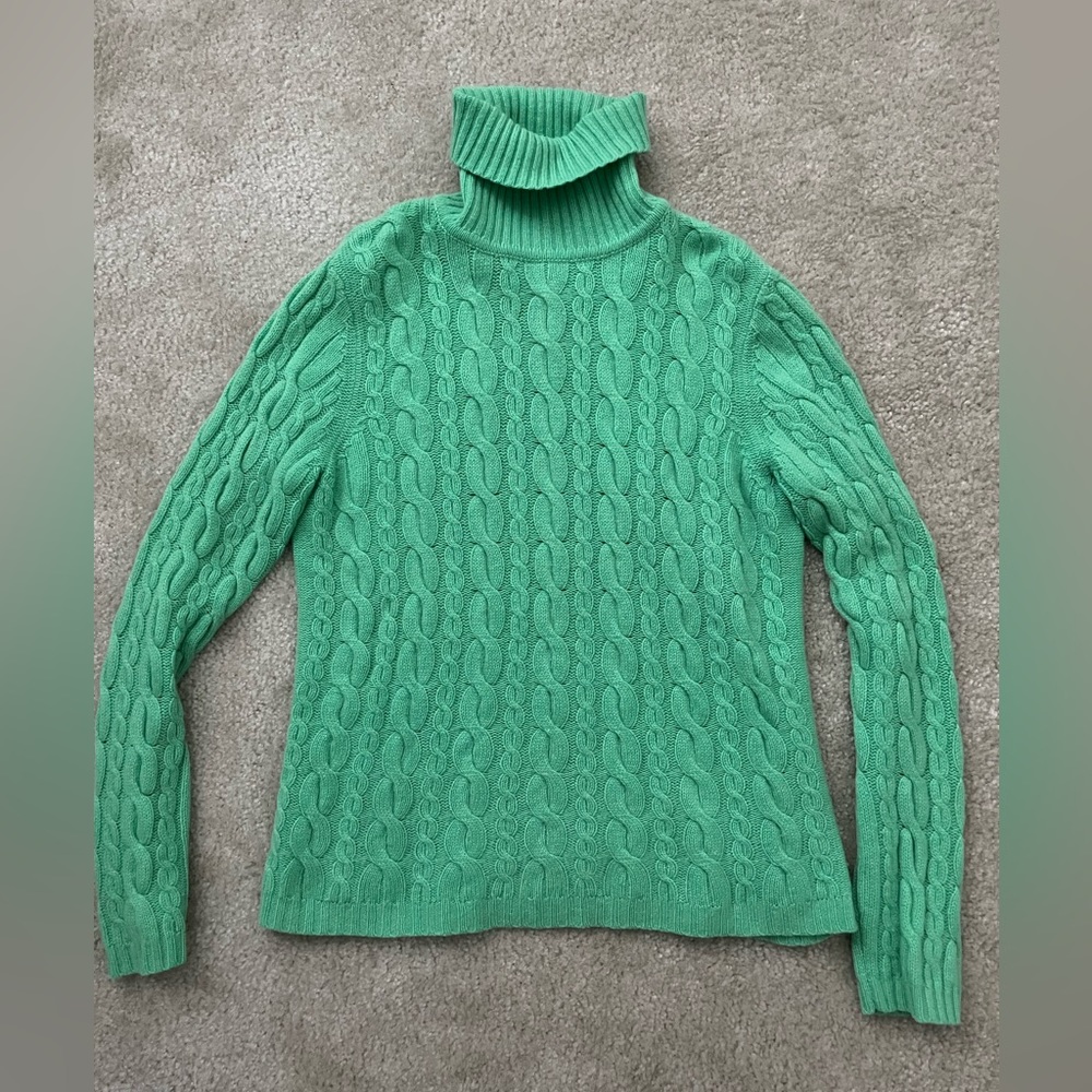 Cable Knit Cashmere Turtlenecks Sweater